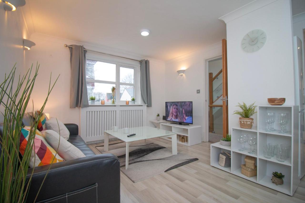 Sealock Mews By Property Promise Кардиф Екстериор снимка