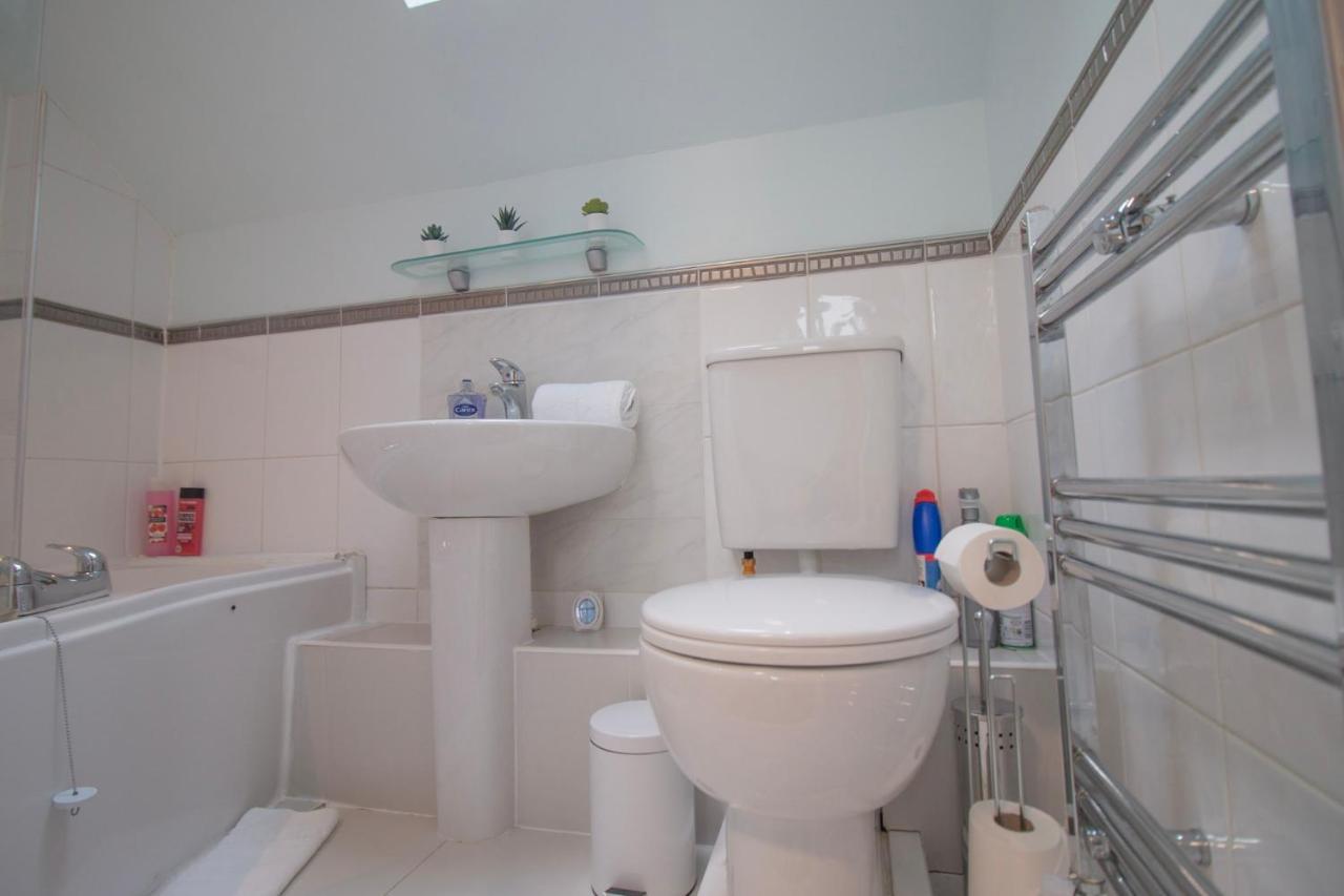 Sealock Mews By Property Promise Кардиф Екстериор снимка
